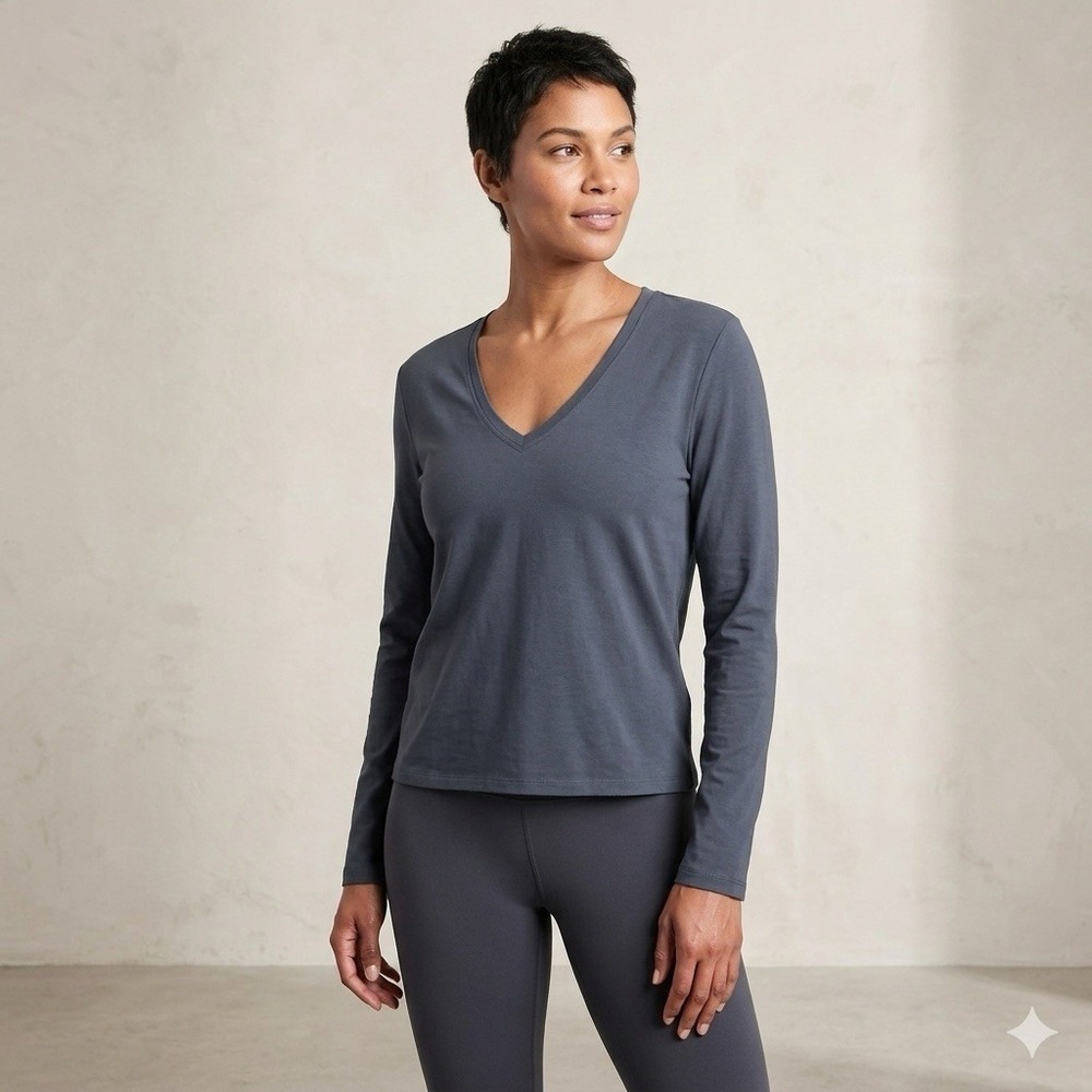Athleta Top Womens S  V Neck Stretch‎ Move with Ease Tee Athleisure